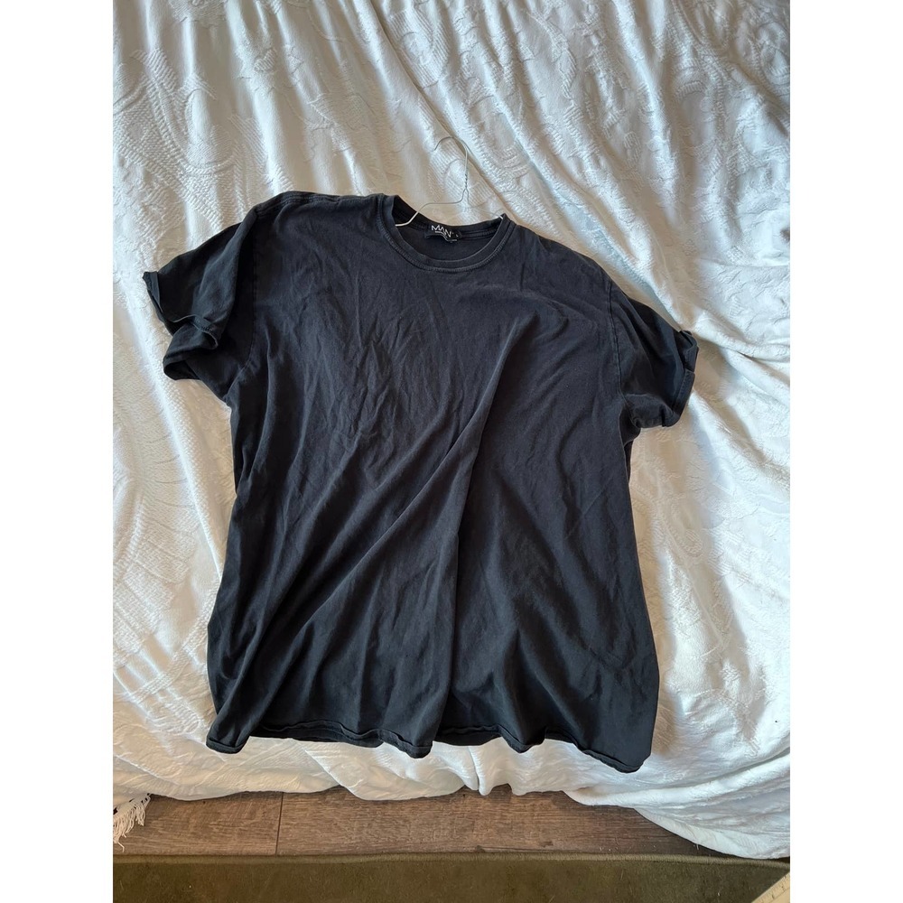 BooHooMan MAN Tour T-Shirt Mens L